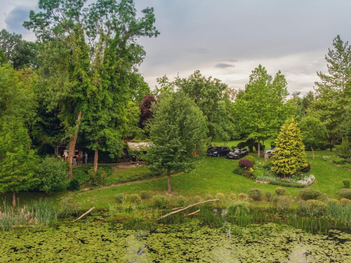 Rajski Vrt - Lake House - Paradise Garden Sisak Exterior foto